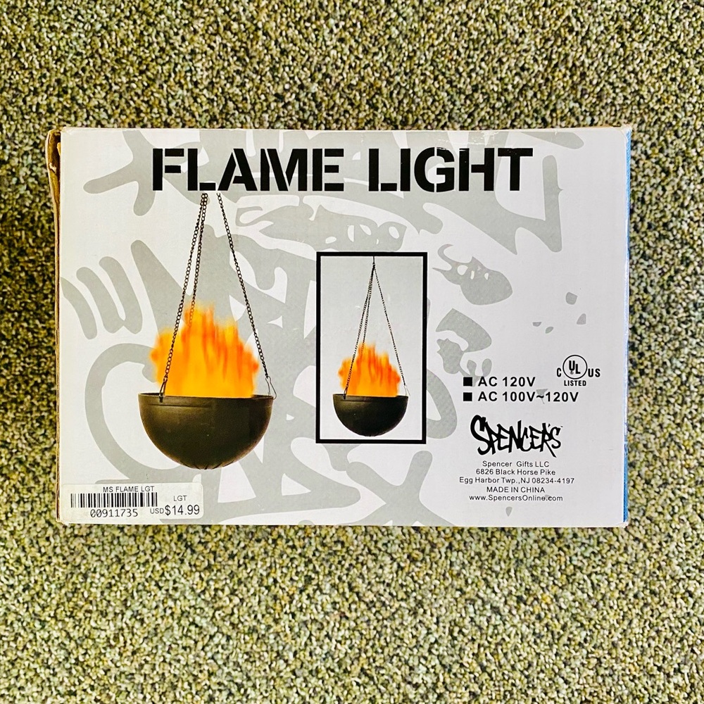 🔥RETRO Flame Light by Spencer’s
